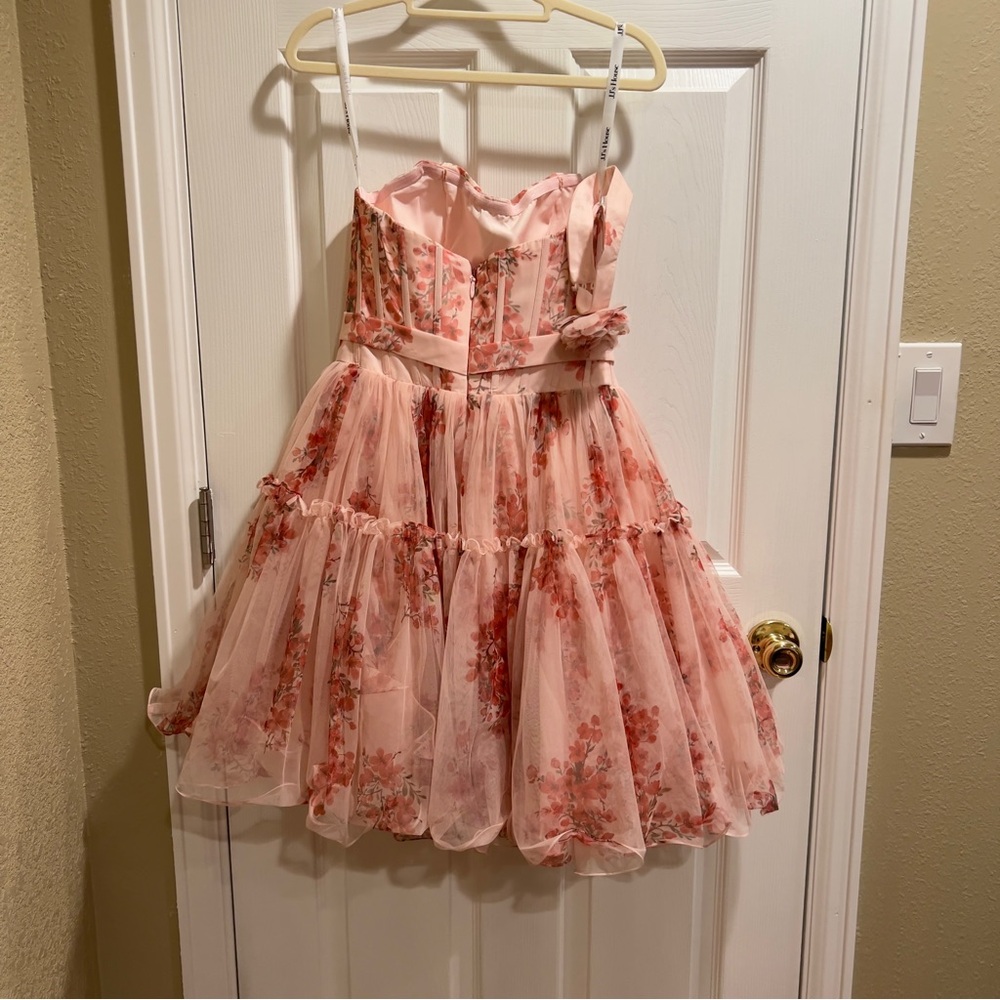 JJs House Elegant Pink Floral Dress and Choker - Picture 6 of 8